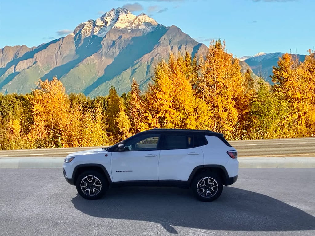 Used 2024 Jeep Compass Trailhawk SUV