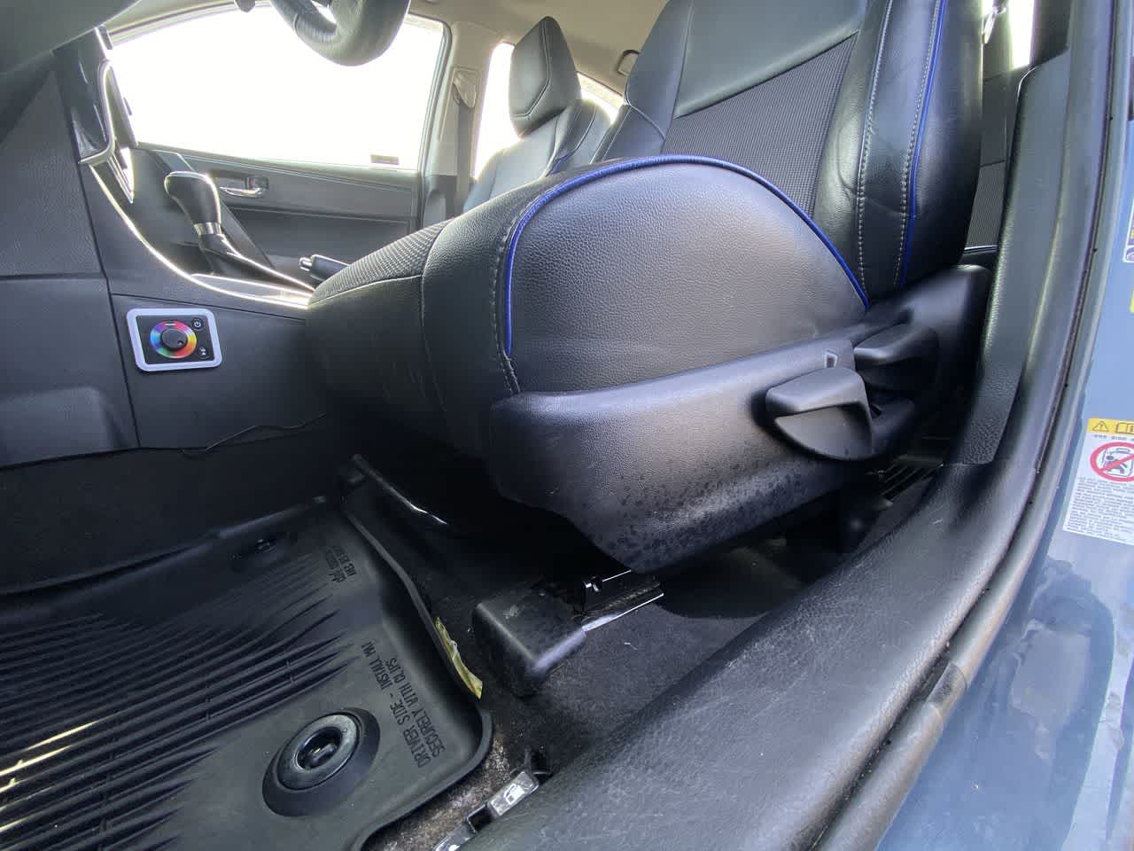 Thumbnail: 2018 Toyota Corolla - 12