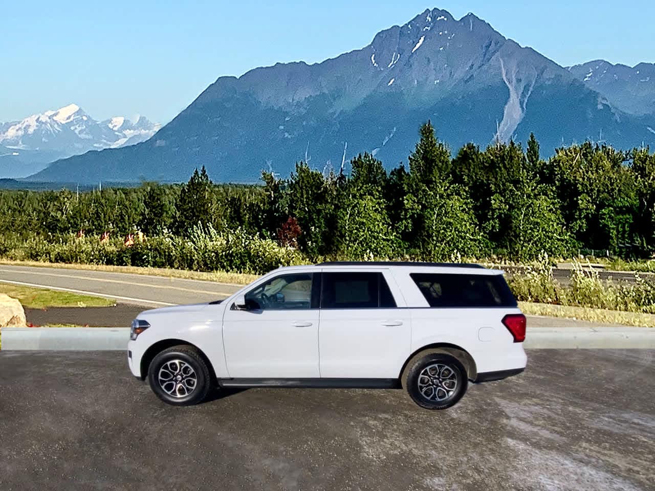 Thumbnail: 2024 Ford Expedition MAX - 2