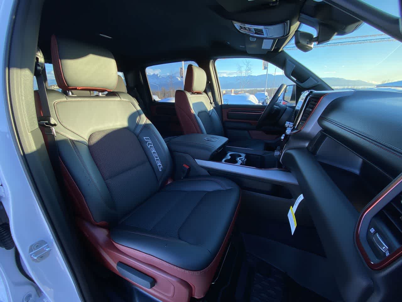 Thumbnail: 2026 RAM 1500 - 32