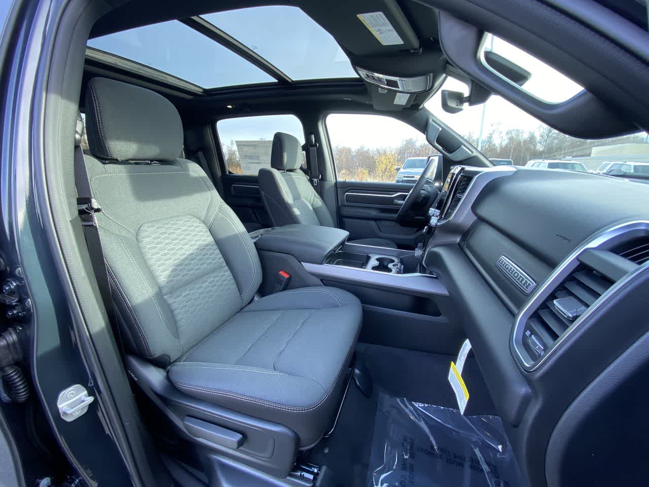 Thumbnail: 2026 RAM 1500 - 26