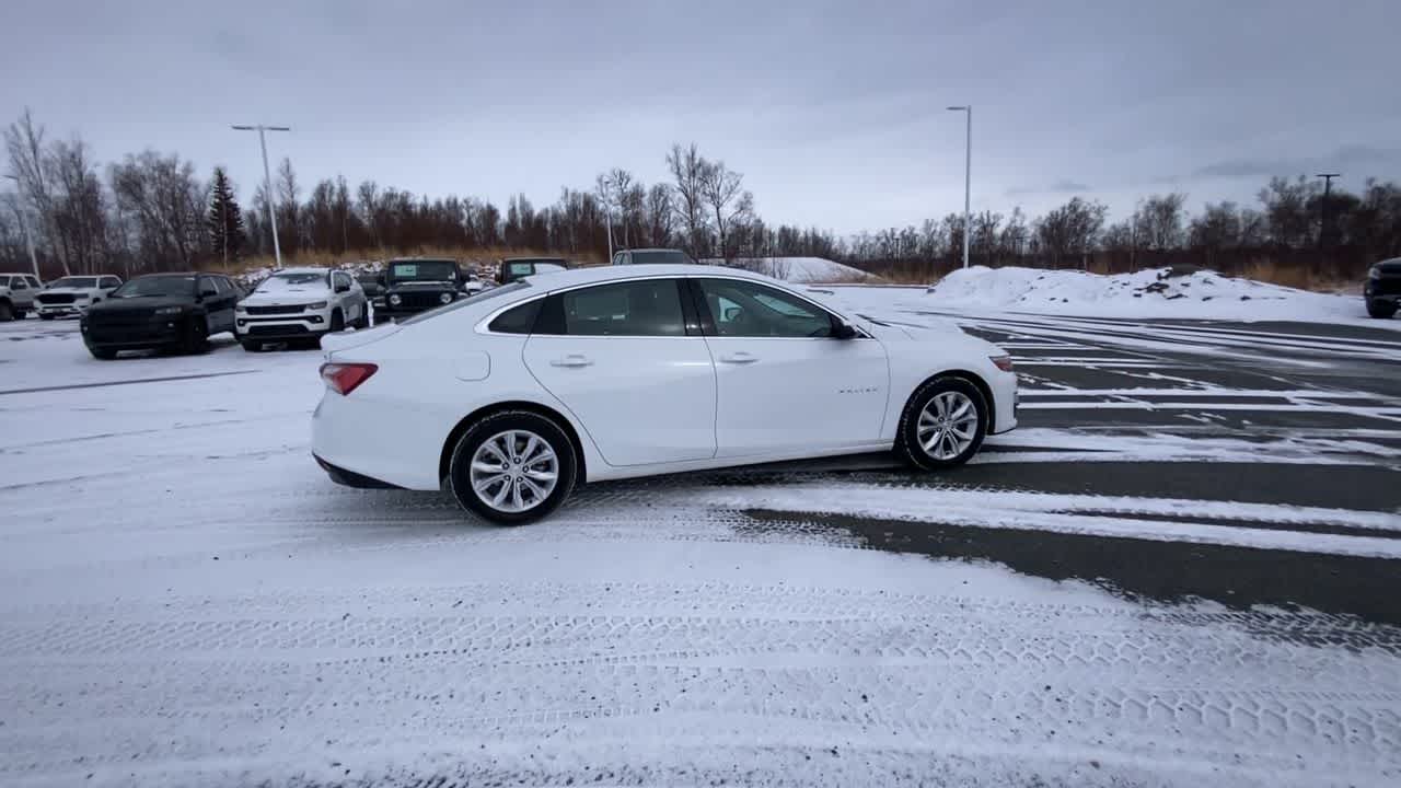 Thumbnail: 2022 Chevrolet Malibu - 15