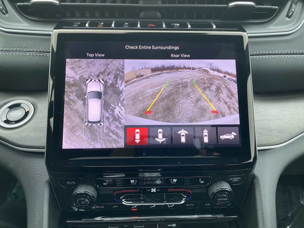 Thumbnail: 2025 Jeep Grand Cherokee - 17