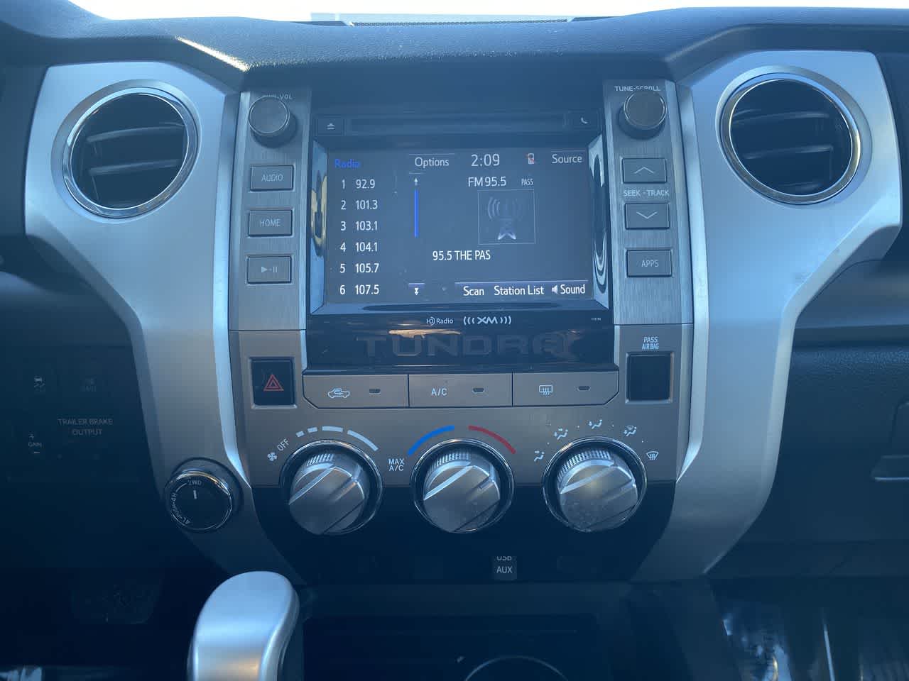 Thumbnail: 2018 Toyota Tundra - 16