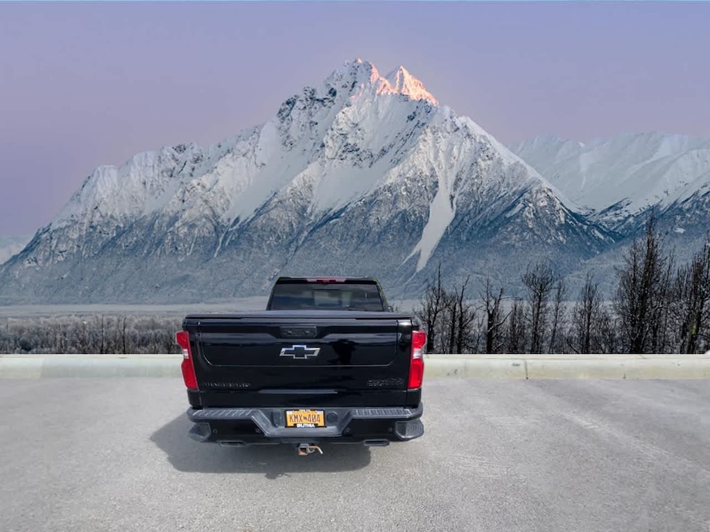 Used 2024 Chevrolet Silverado 1500 High Country Truck Crew Cab