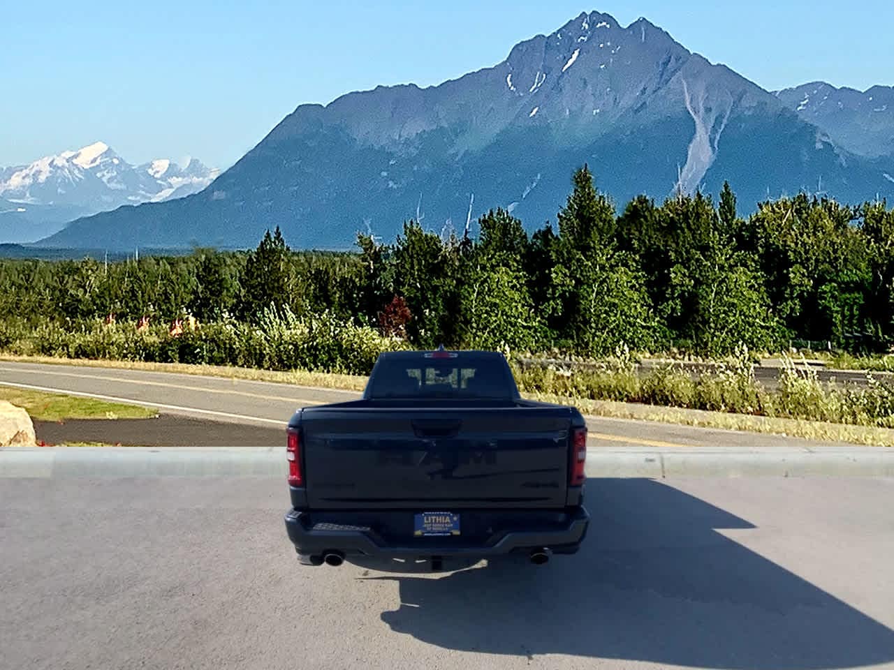 Thumbnail: 2026 RAM 1500 - 4