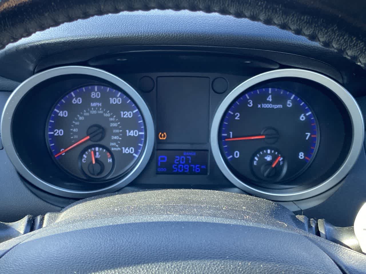 Thumbnail: 2010 Hyundai Genesis - 15