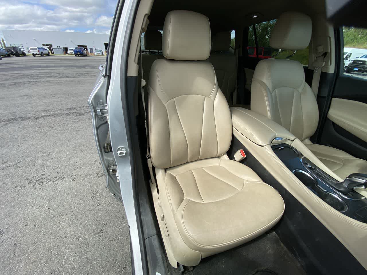 Thumbnail: 2016 Buick Envision - 29