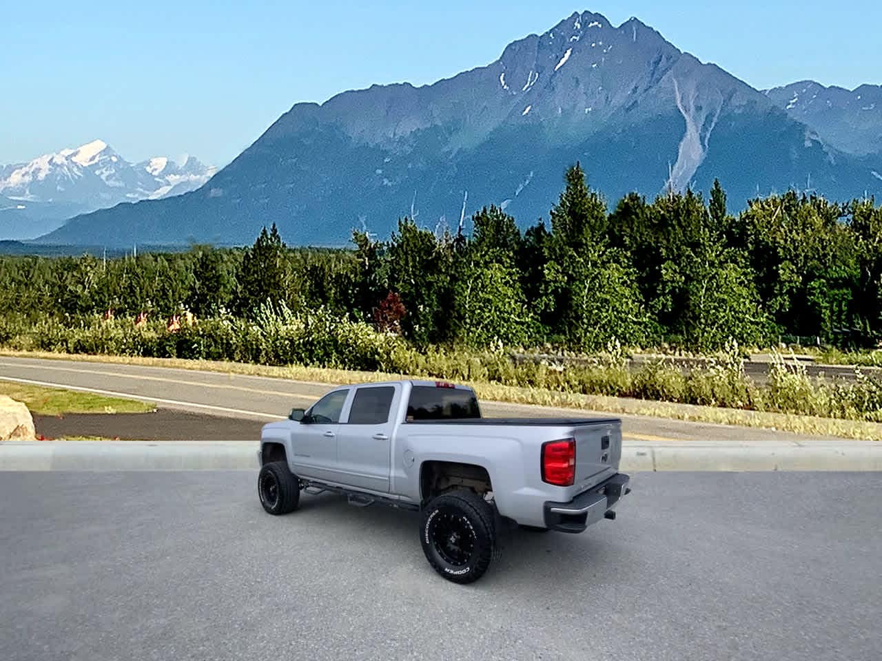 Thumbnail: 2016 Chevrolet Silverado 1500 - 3