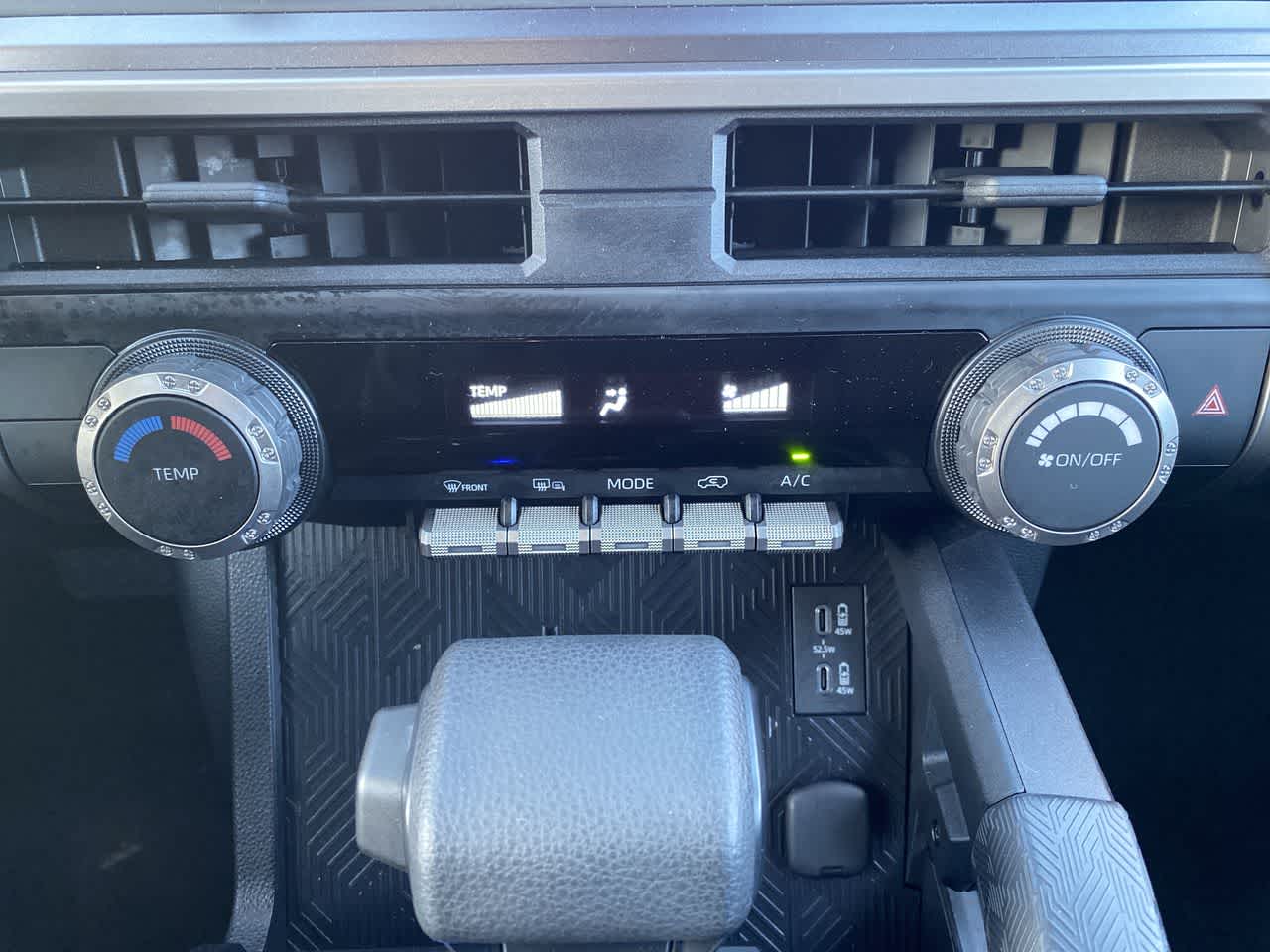 Thumbnail: 2025 Toyota 4Runner - 19