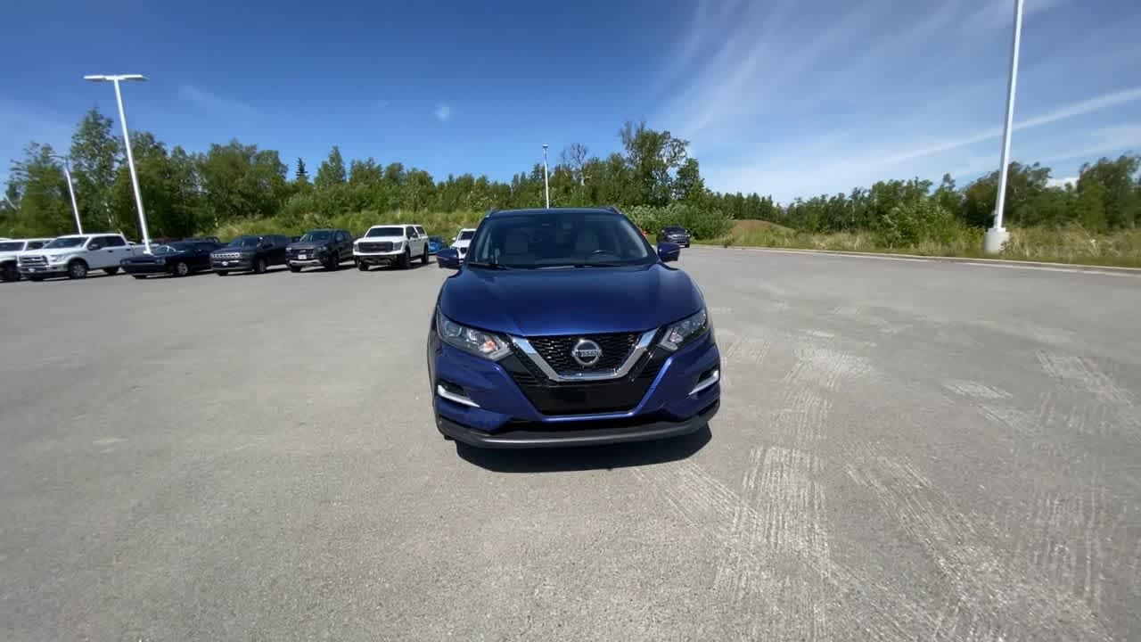 Thumbnail: 2022 Nissan Rogue Sport - 8