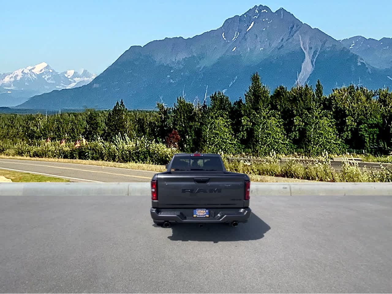 Thumbnail: 2026 RAM 1500 - 4