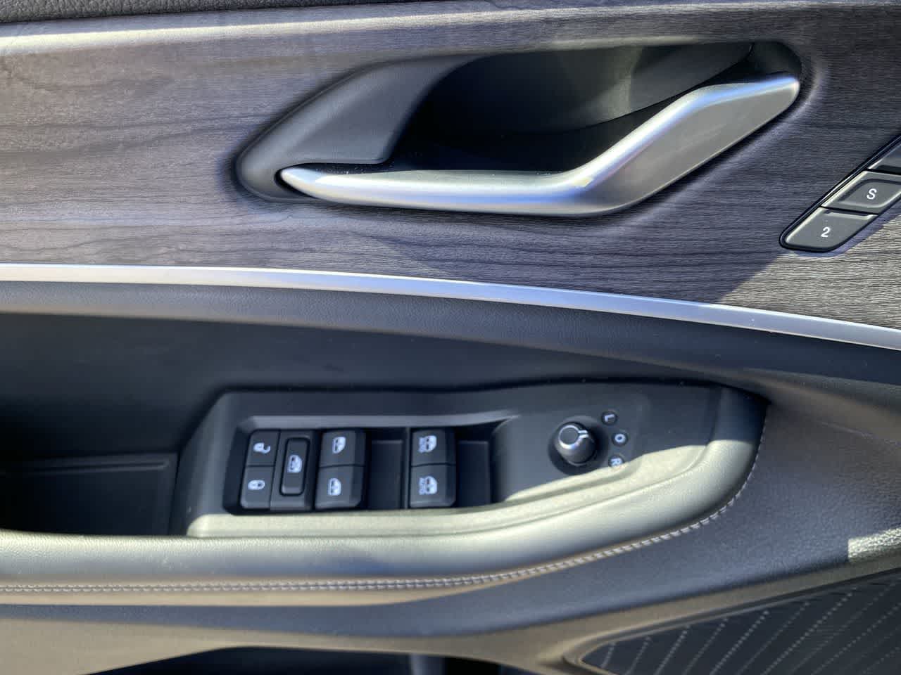 Thumbnail: 2023 Jeep Grand Cherokee - 19