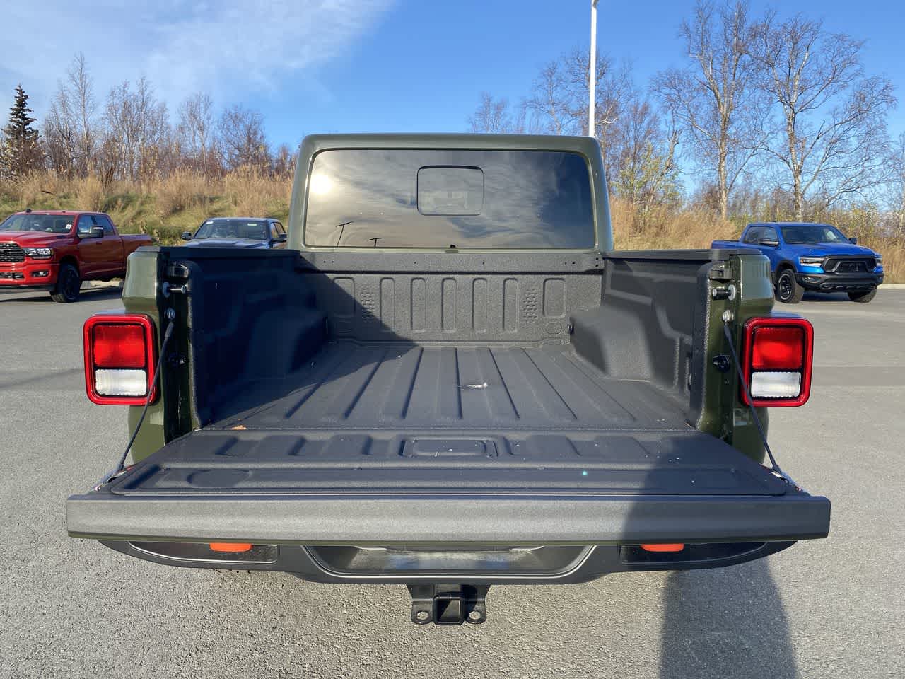 Thumbnail: 2023 Jeep Gladiator - 26