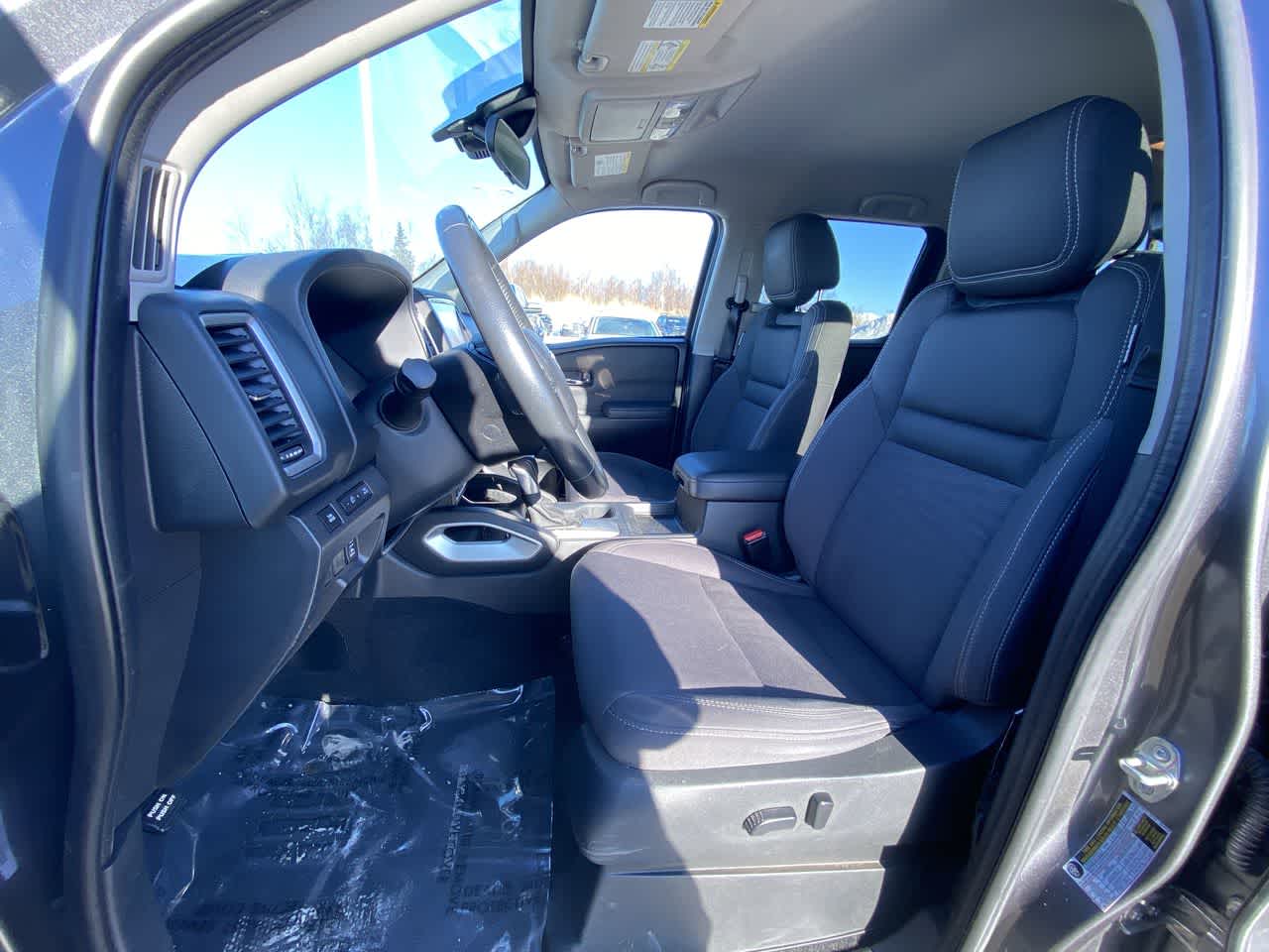 Thumbnail: 2022 Nissan Frontier - 11