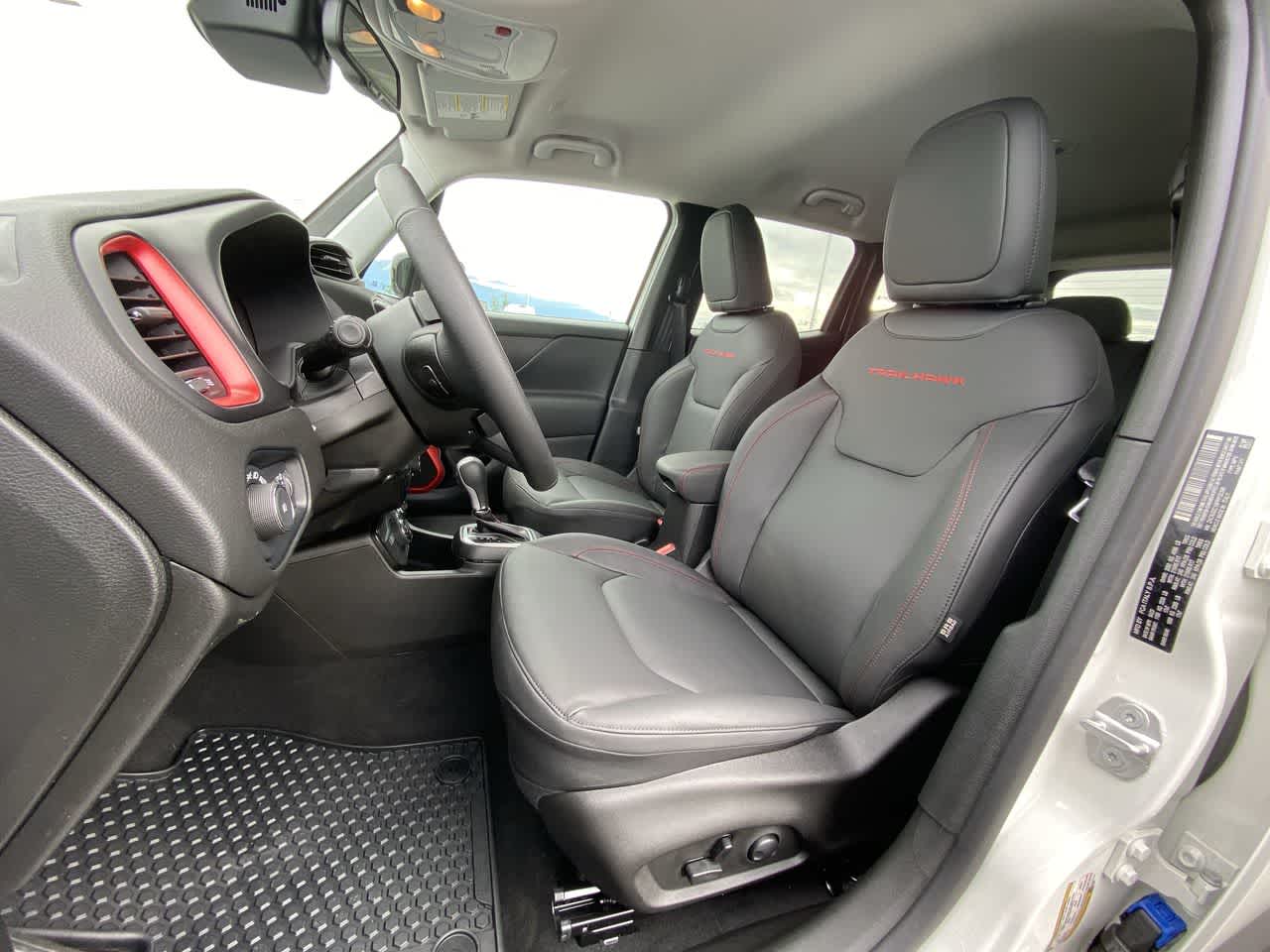 Thumbnail: 2023 Jeep Renegade - 11