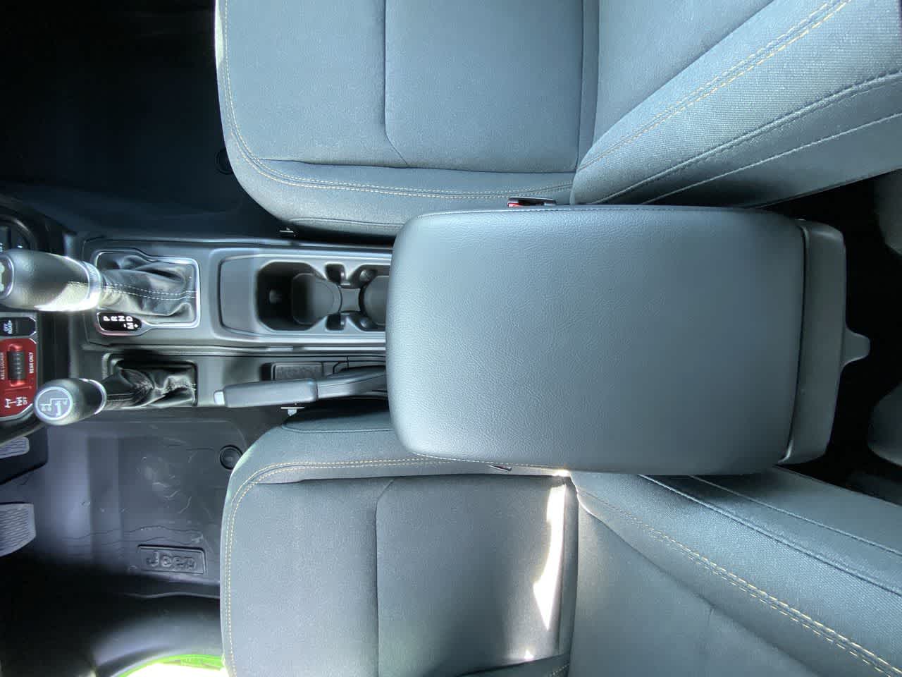 Thumbnail: 2025 Jeep Wrangler - 21