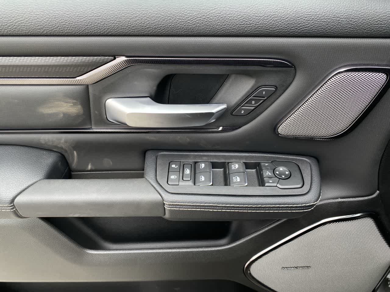 Thumbnail: 2026 RAM 1500 - 13