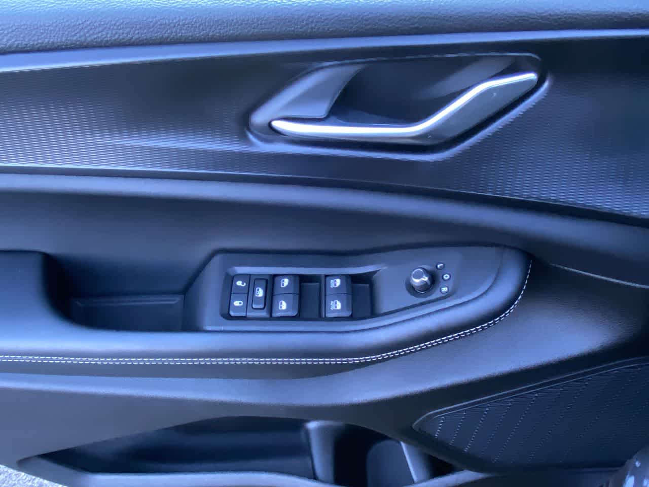 Thumbnail: 2025 Jeep Grand Cherokee L - 13