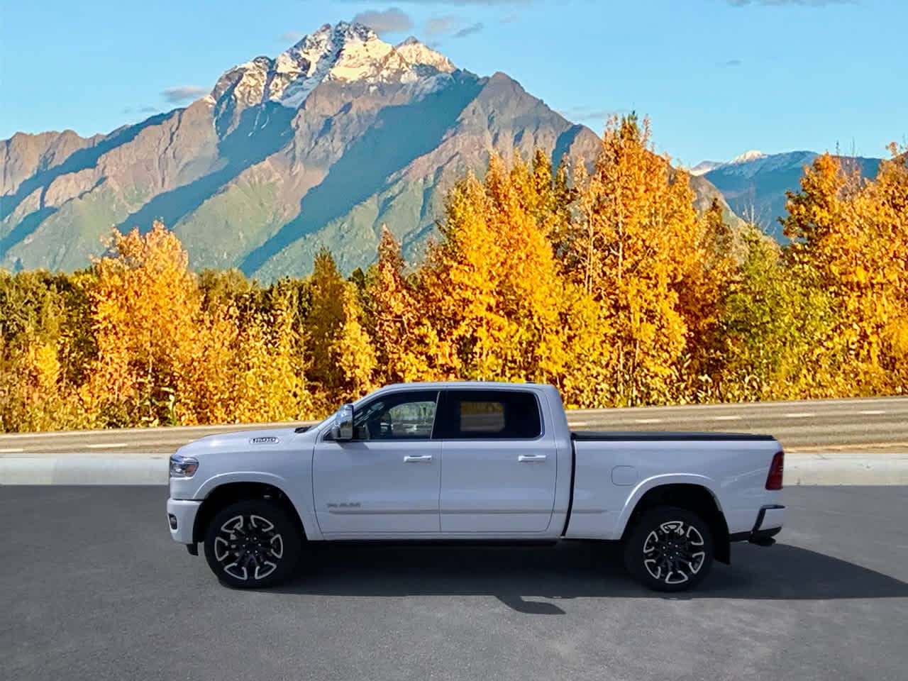 Thumbnail: 2025 RAM 1500 - 3