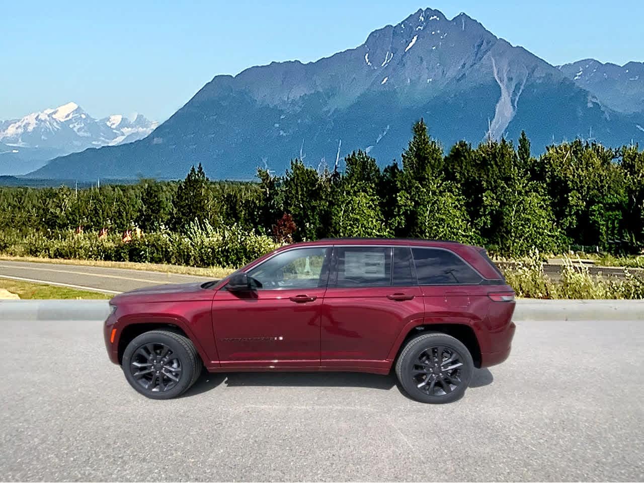 Thumbnail: 2026 Jeep Grand Cherokee - 2