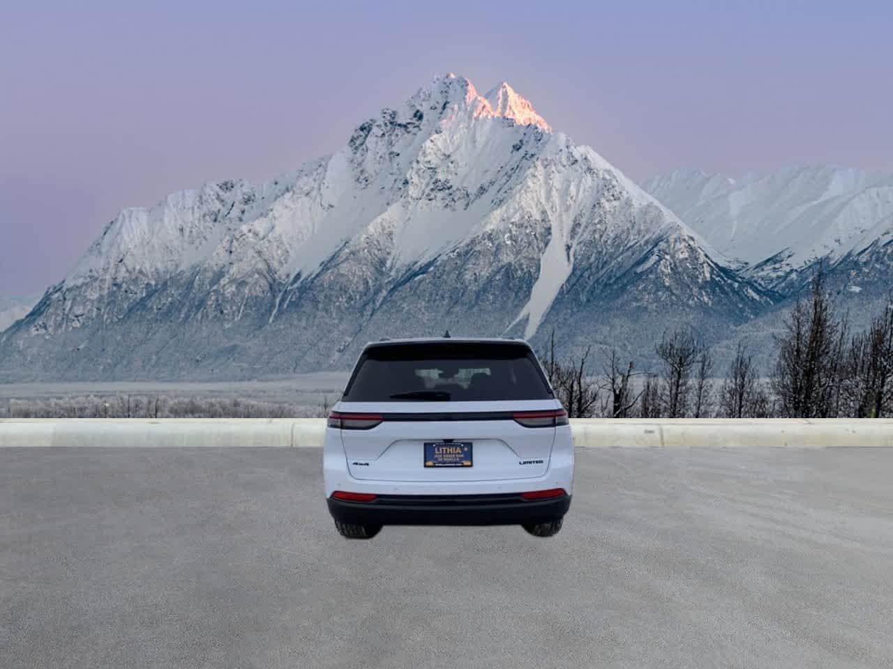 Thumbnail: 2025 Jeep Grand Cherokee - 4