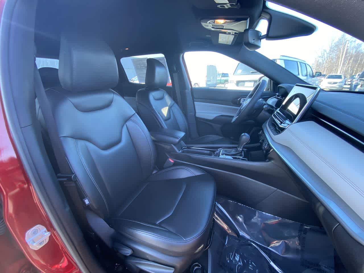 Thumbnail: 2025 Jeep Compass - 31