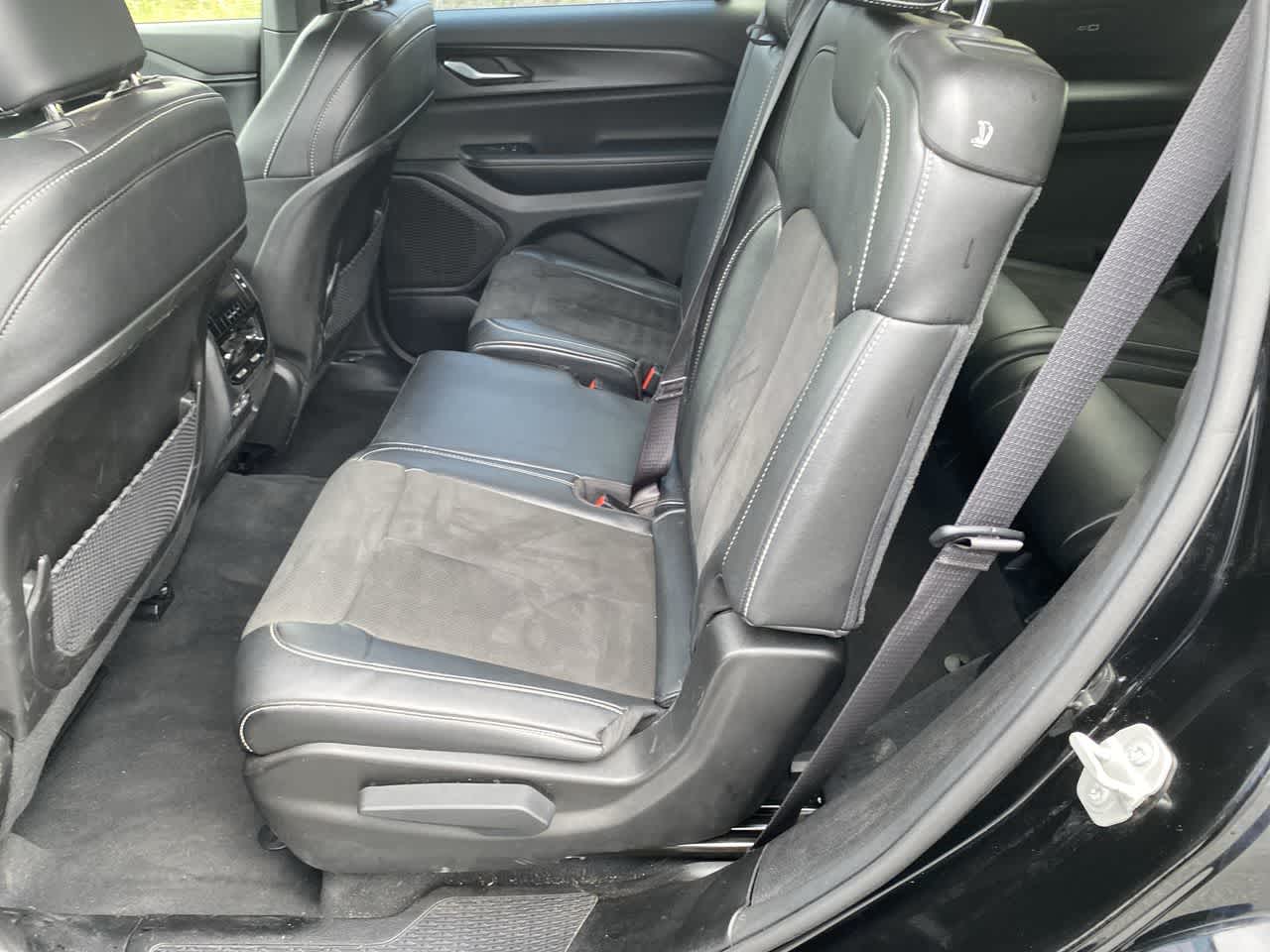 Thumbnail: 2024 Jeep Grand Cherokee L - 29