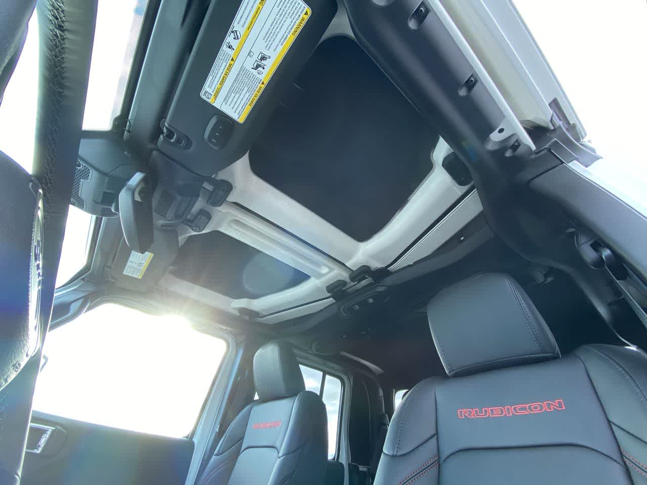 Thumbnail: 2025 Jeep Gladiator - 23