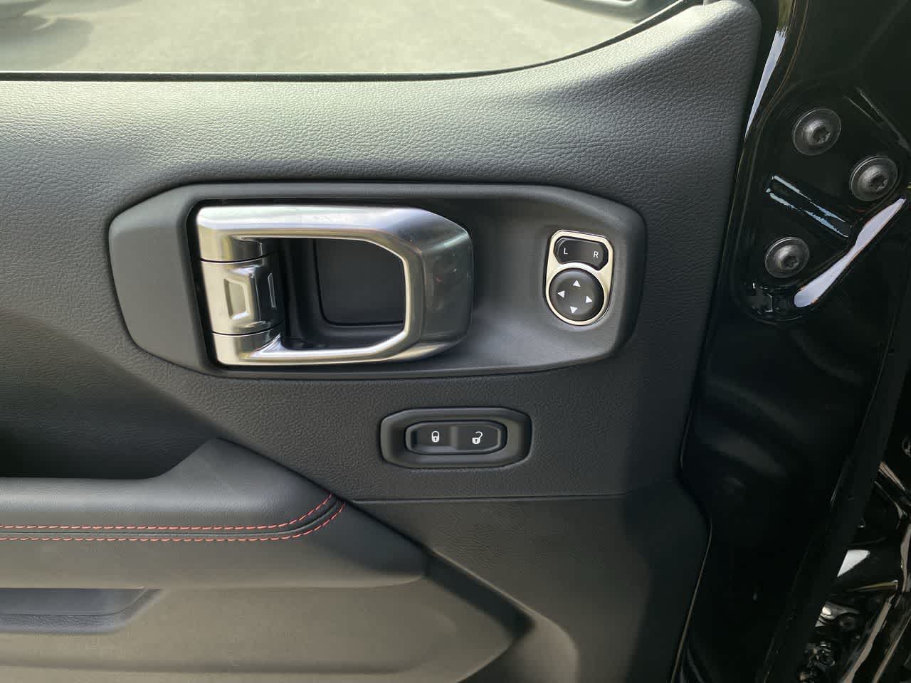 Thumbnail: 2025 Jeep Wrangler - 13