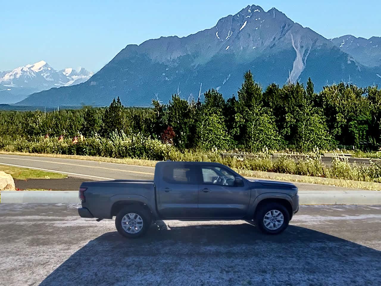 Thumbnail: 2022 Nissan Frontier - 6