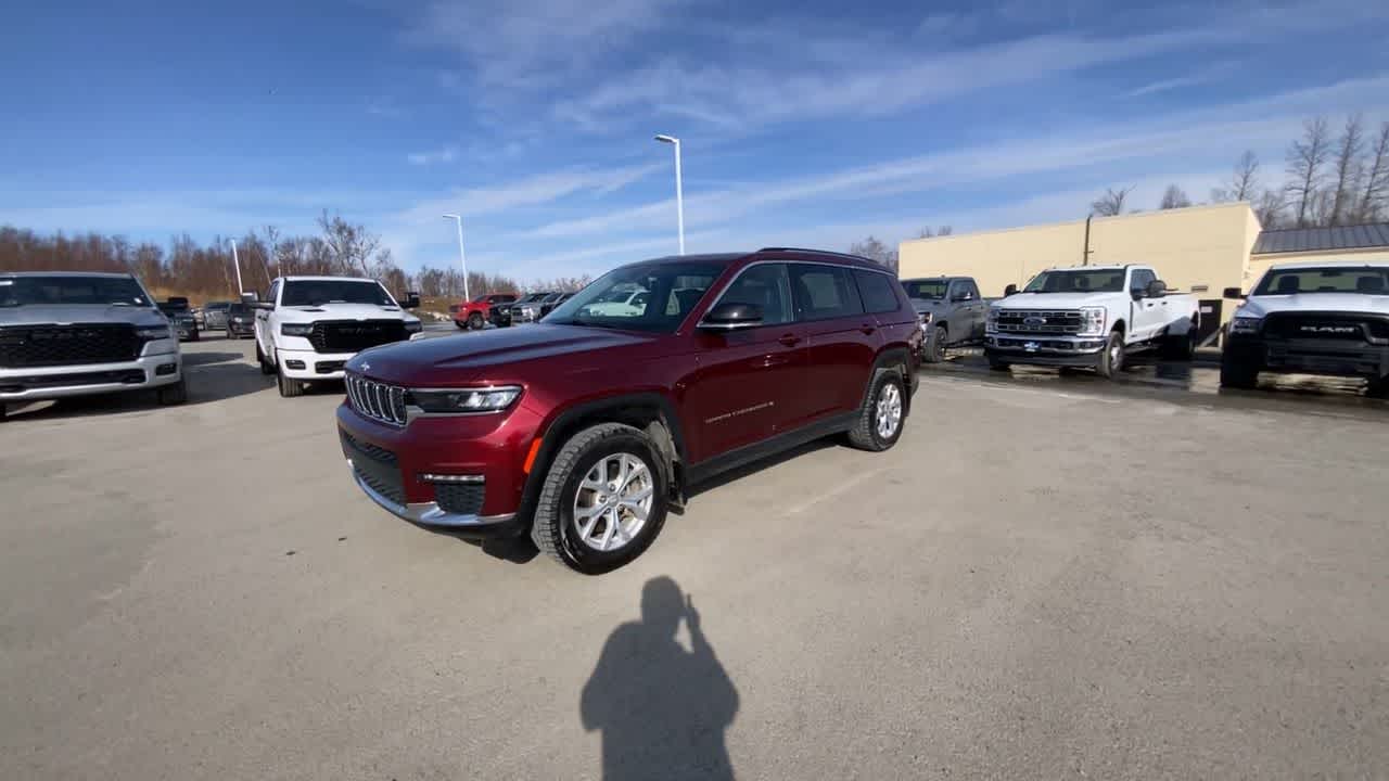 Thumbnail: 2023 Jeep Grand Cherokee - 9