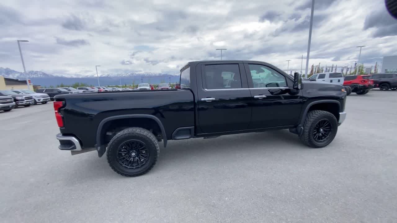 Thumbnail: 2024 Chevrolet Silverado 2500 - 13