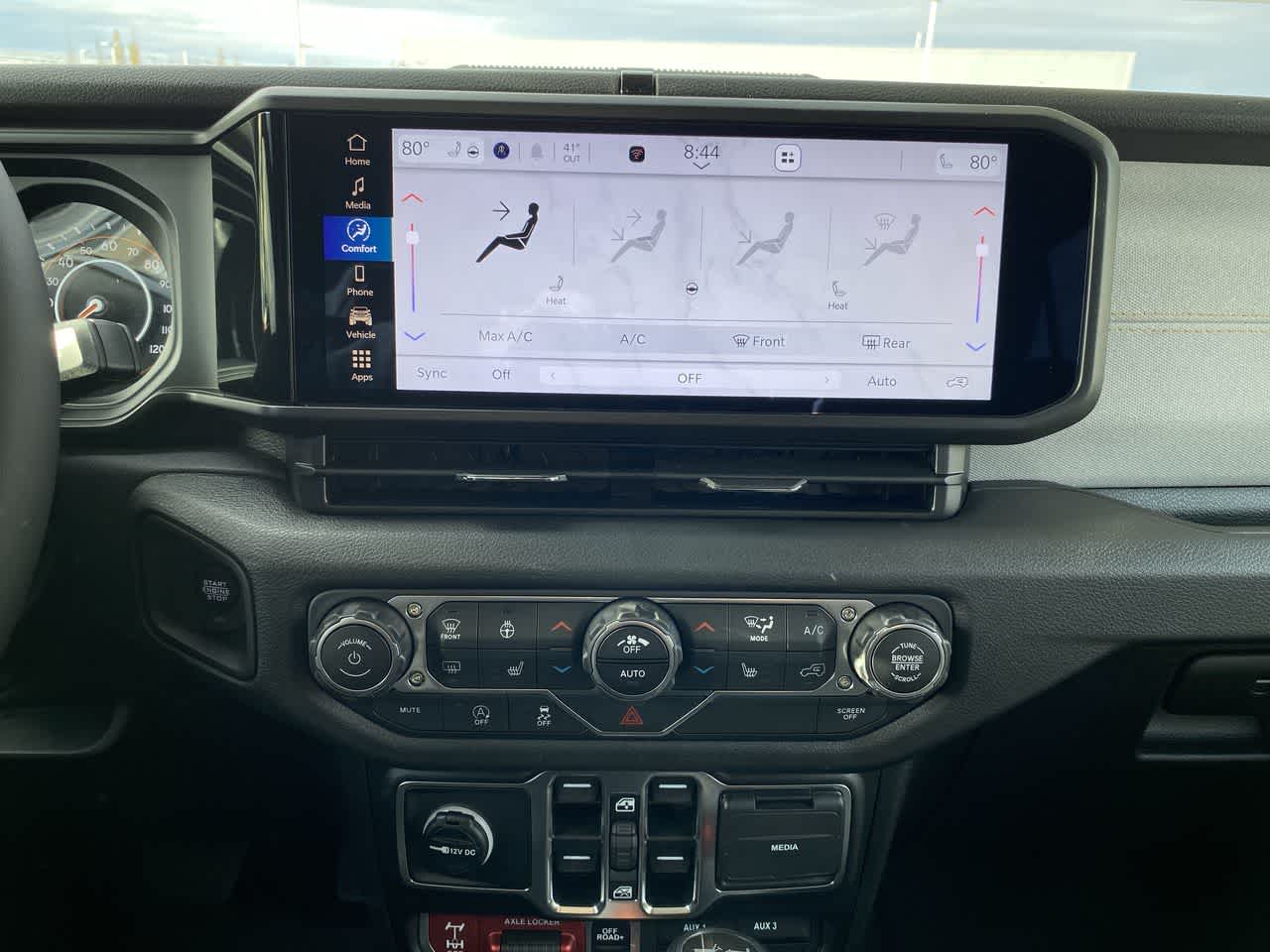 Thumbnail: 2025 Jeep Wrangler - 19