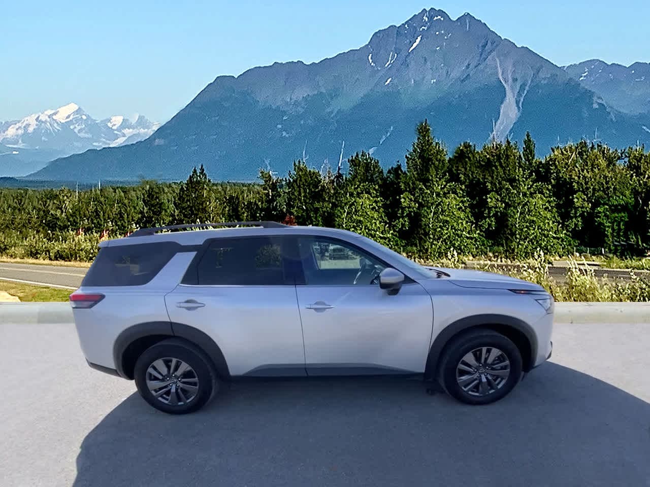Thumbnail: 2024 Nissan Pathfinder - 6