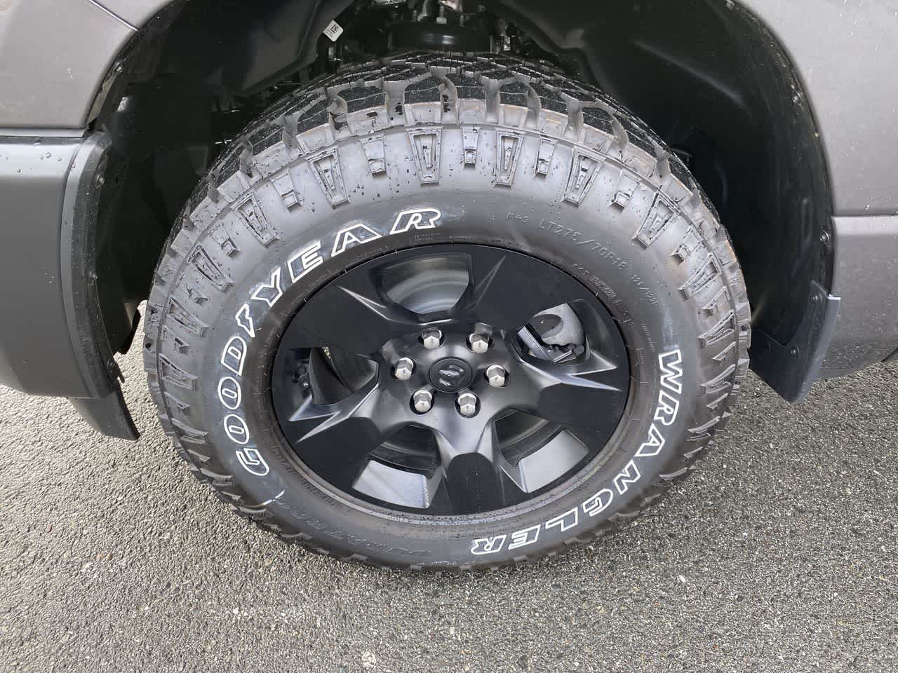 Thumbnail: 2026 RAM 1500 - 10