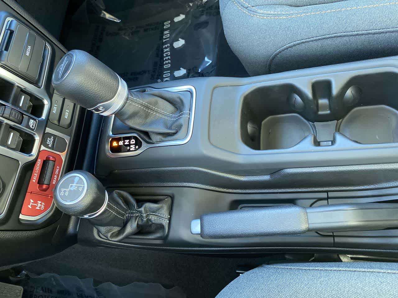 Thumbnail: 2025 Jeep Gladiator - 20