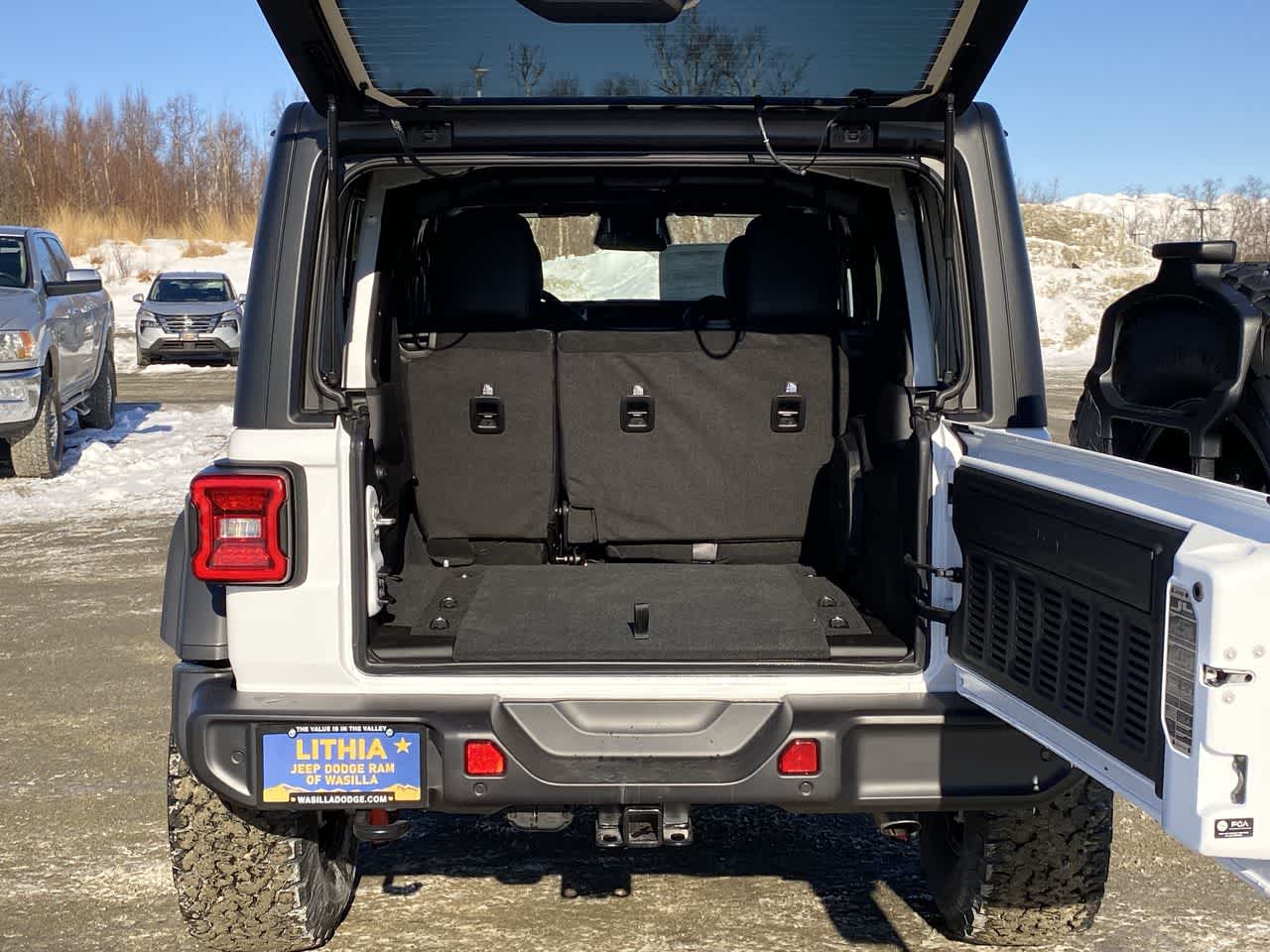 Thumbnail: 2026 Jeep Wrangler - 25