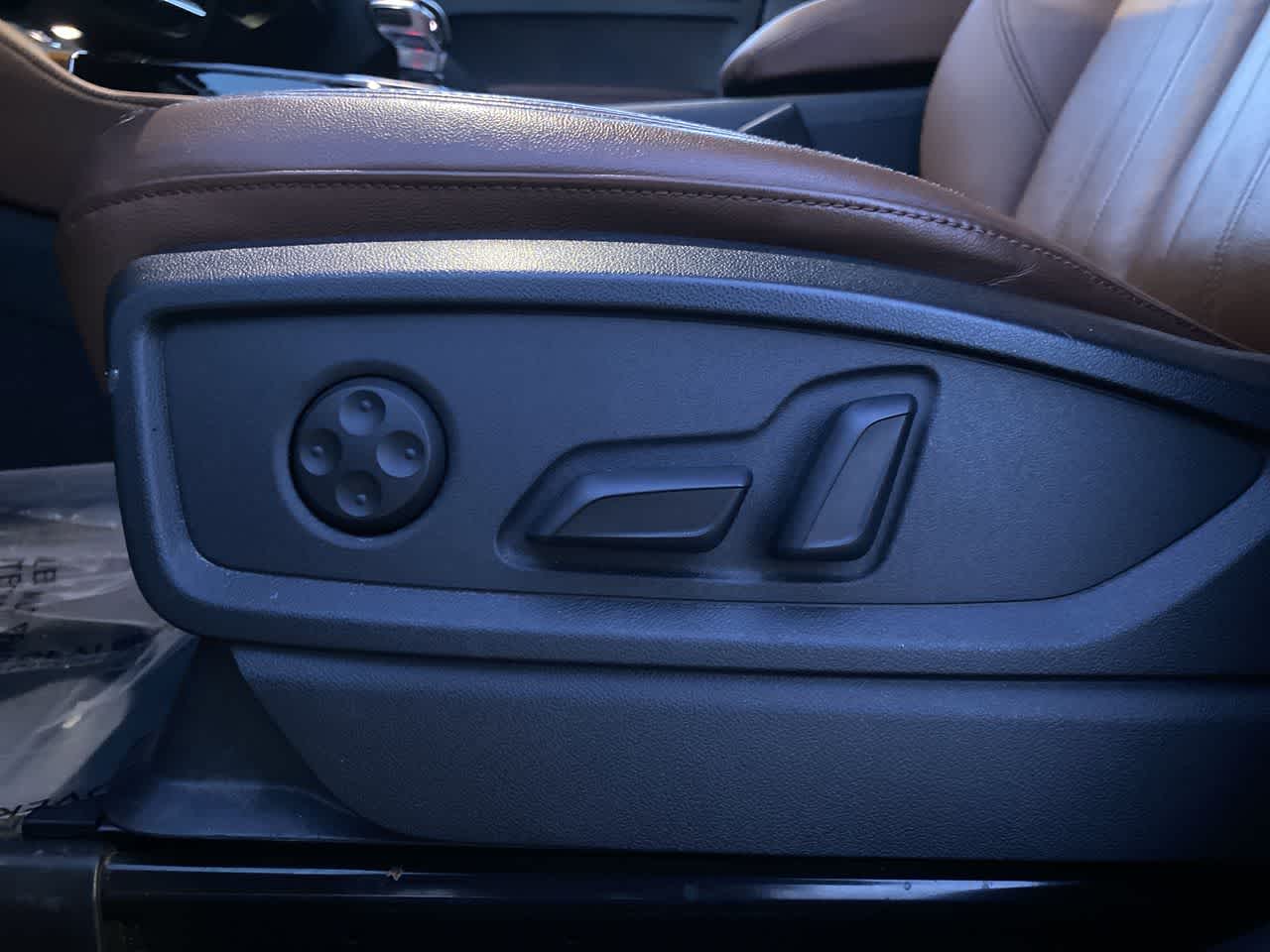 Thumbnail: 2023 Audi Q5 - 12