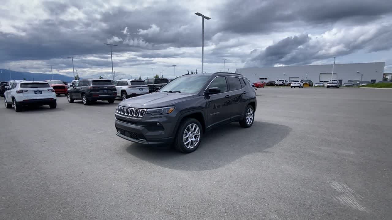 Thumbnail: 2024 Jeep Compass - 9