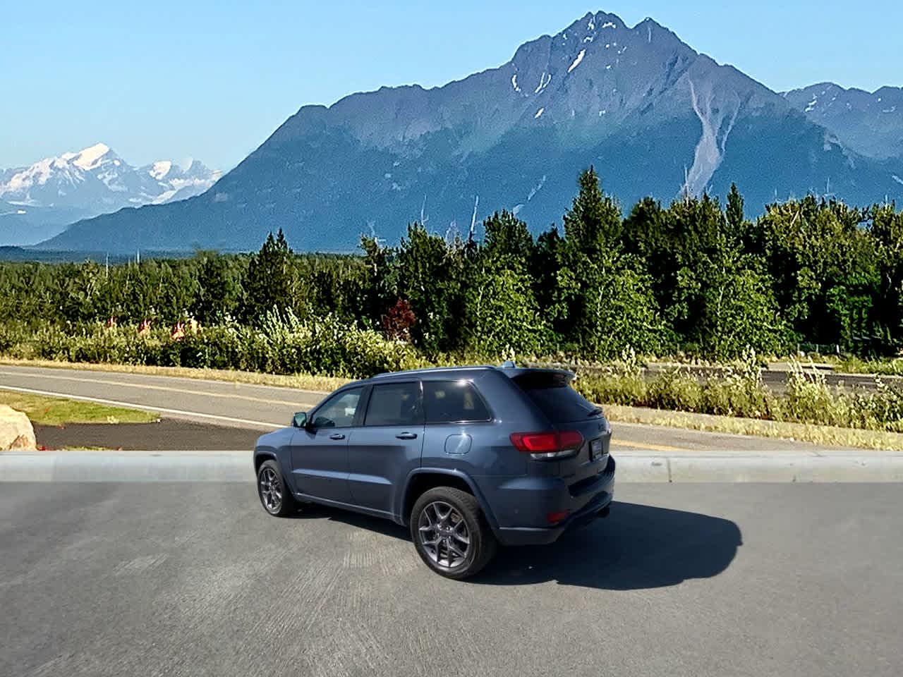 Thumbnail: 2021 Jeep Grand Cherokee - 4