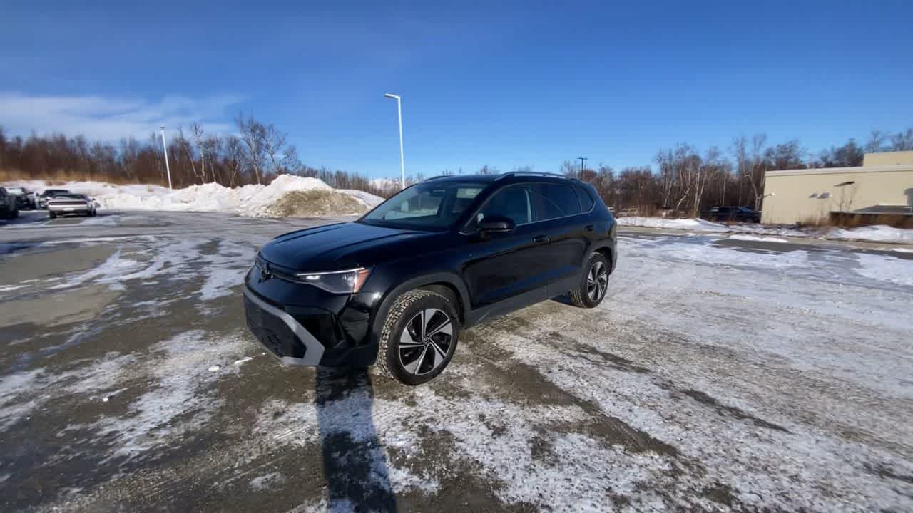 Thumbnail: 2025 Volkswagen Taos - 9