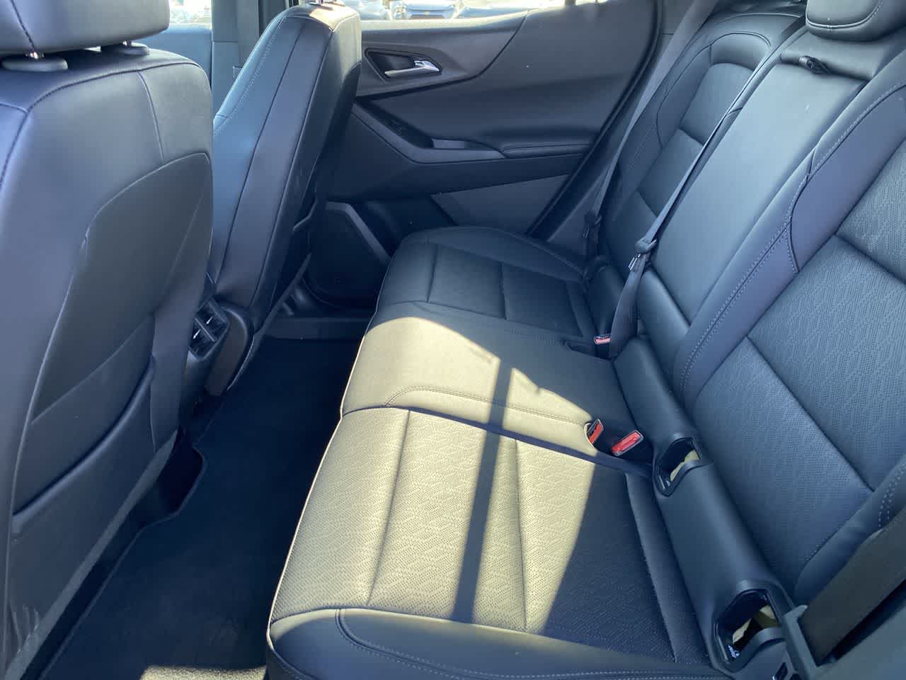 Thumbnail: 2025 Chevrolet Equinox - 23