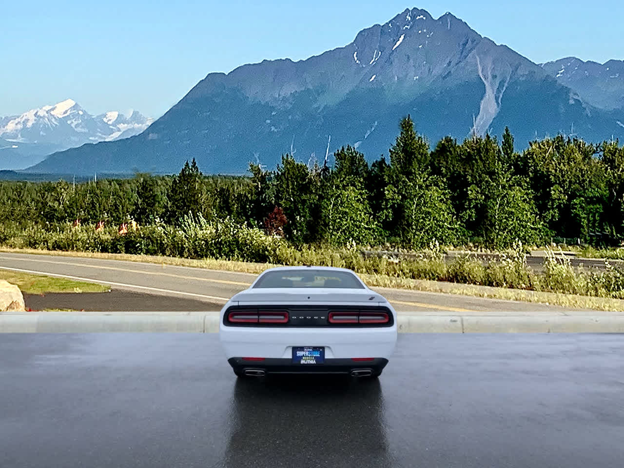 2022 Dodge Challenger GT photo 4