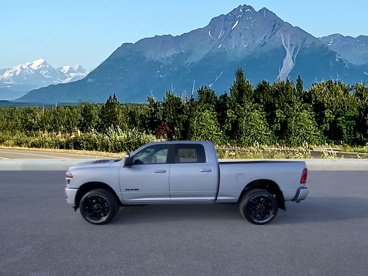 3C6UR5FJ8TG201866