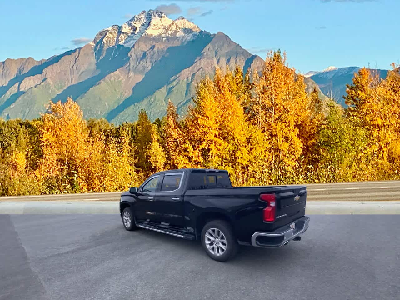 Thumbnail: 2021 Chevrolet Silverado 1500 - 4