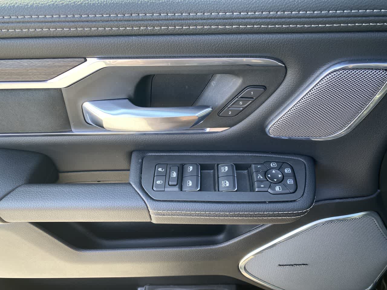 Thumbnail: 2026 RAM 1500 - 13