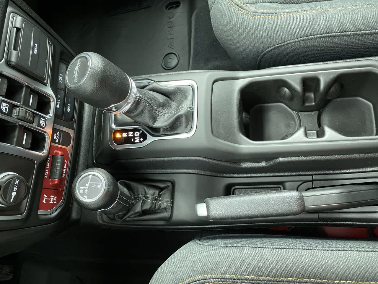 Thumbnail: 2025 Jeep Gladiator - 26