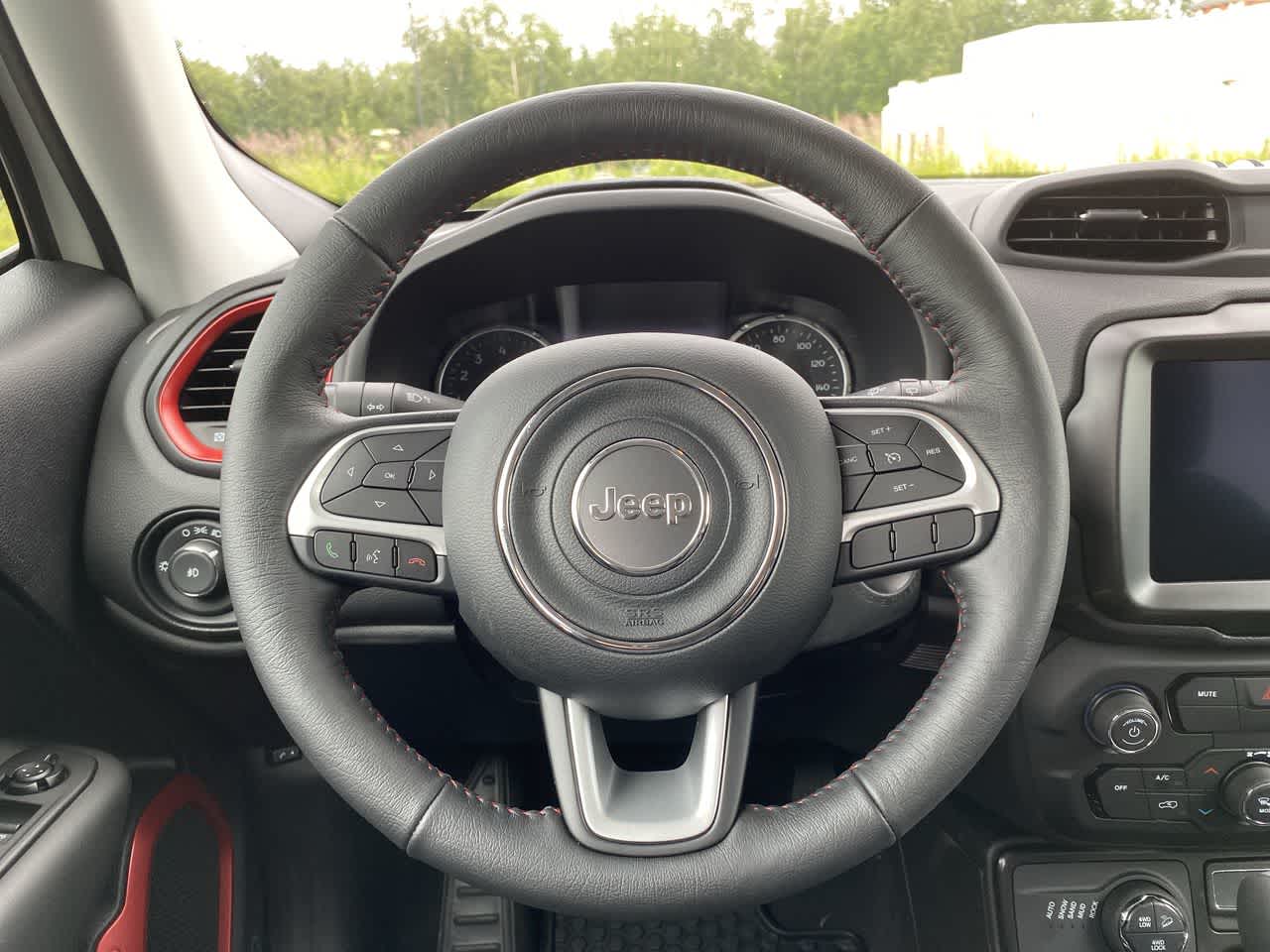 Thumbnail: 2023 Jeep Renegade - 14