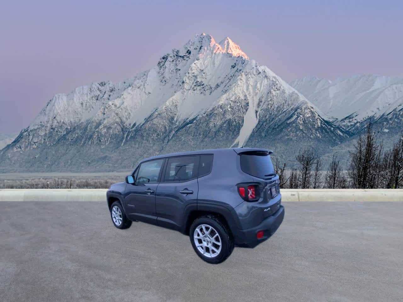 Thumbnail: 2023 Jeep Renegade - 3